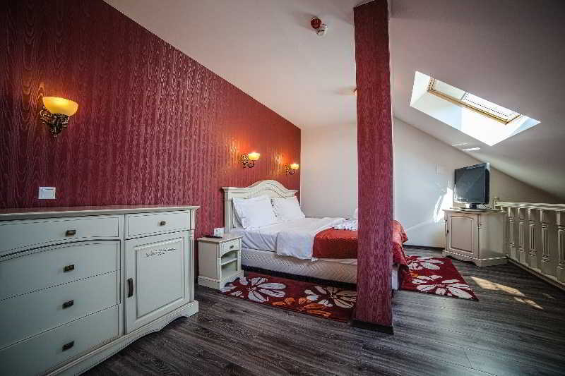 Doubletree By Hilton Hotel Sighisoara - Cavaler Экстерьер фото